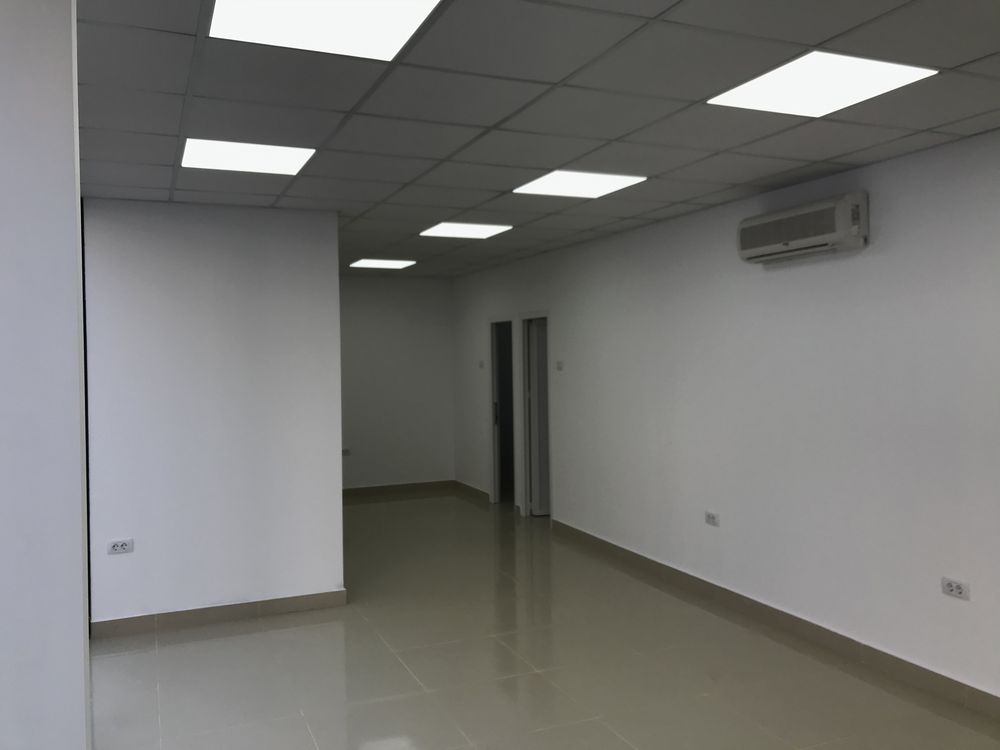 Spatiu Comercial 65 mp langa Carrefour Harlau