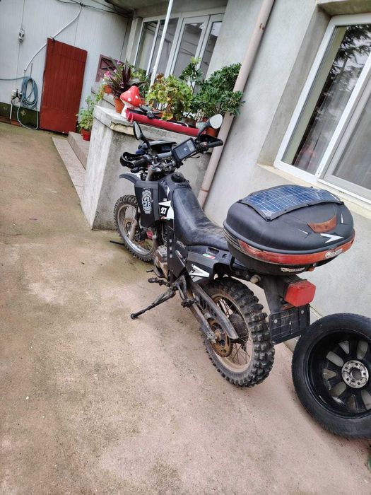 Motocross 200cc perfect funcțional pret negociabil