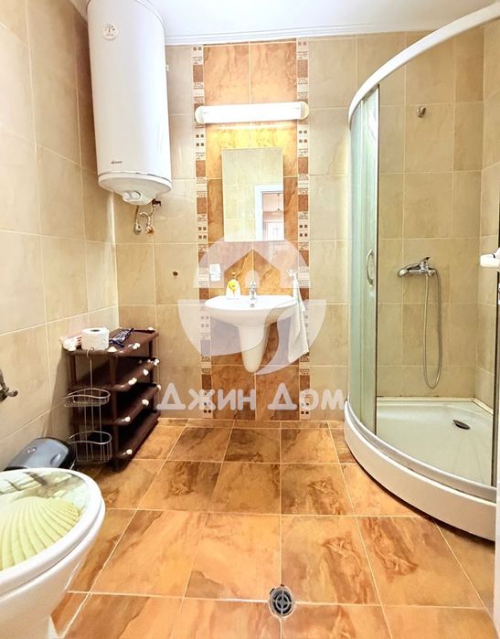 Просторен тристаен апартамент в к-с „Аполон 6“, с. Равда