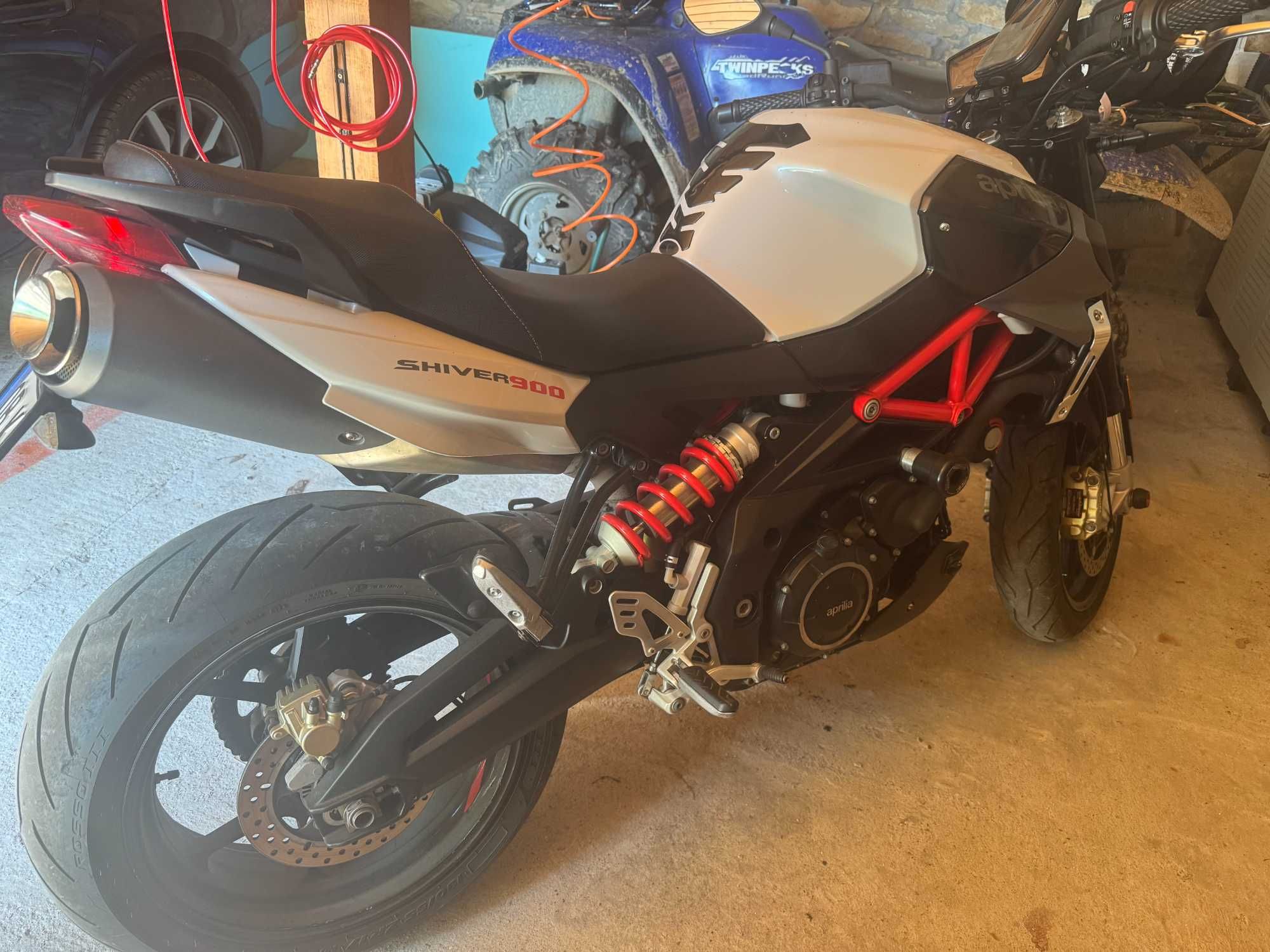 Пистов Мотор Aprilia Shiver 900