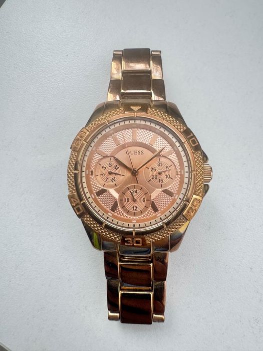 Guess Mini Phantom W0235L3 Watch покупали в Дубае