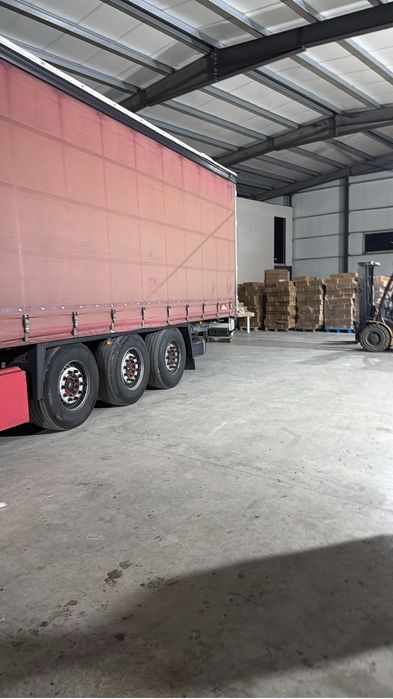 Vand mobila import italia 100 buc