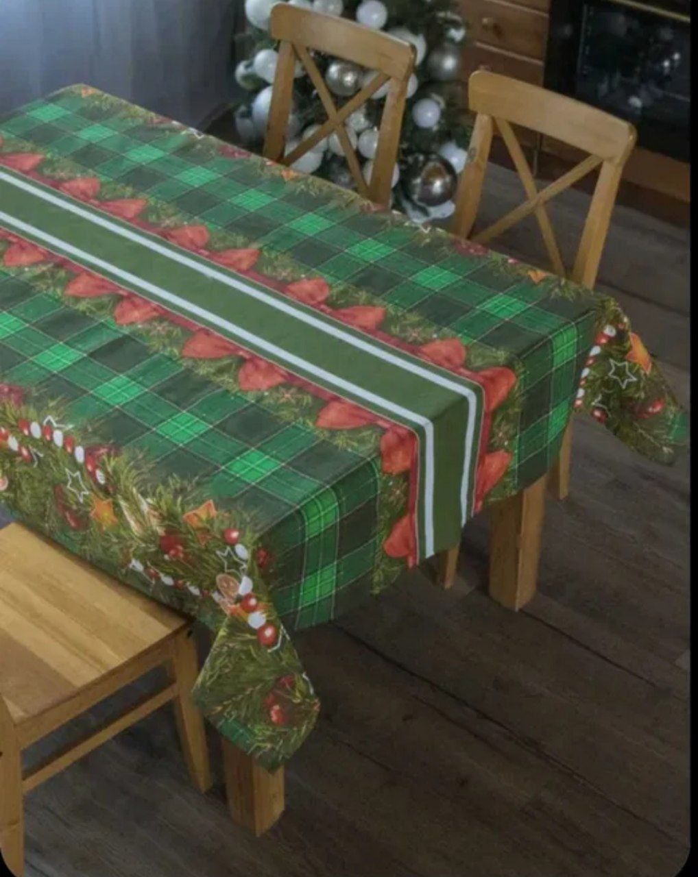 Новогодняя скатерть 145×220 см.Отличный подарок на новый год