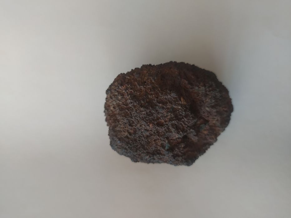 Антиквар узуклар ва метеоритлар сотилади