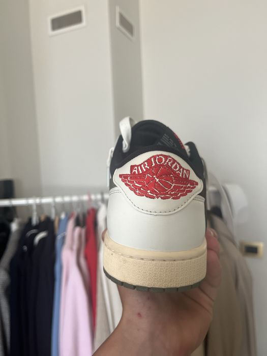 Air Jordan 1 Low Travis Scott Olive Green