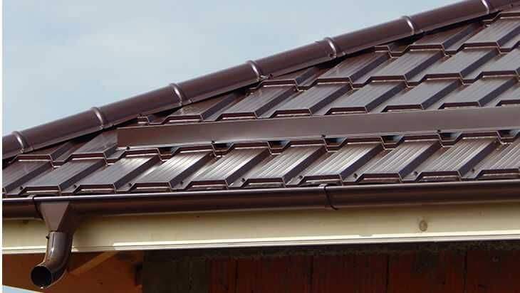 Mesteri acoperisuri, montaj tabla acoperis, reparatii acoperisuri