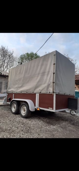 Ремаркето е във перфектно състояние без забележки  нови гуми .