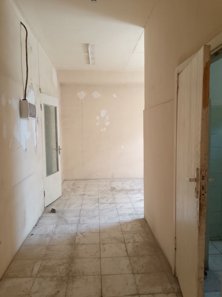 Таможня 80м²-40м² ремонт сделаем на ваш вкус 1этаж 3комнаты Юр адрес