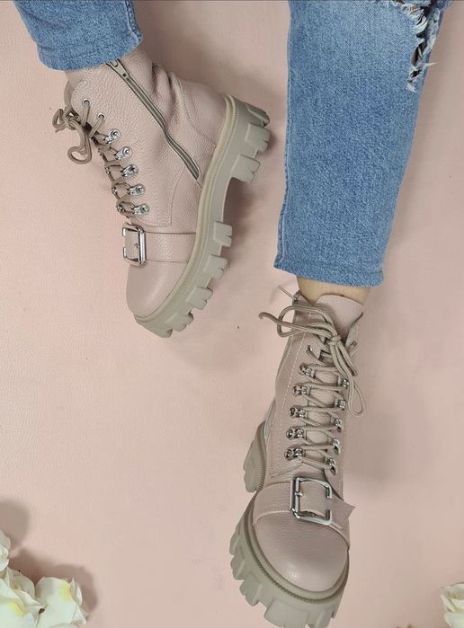 Ghete bej din piele naturala marimea 39