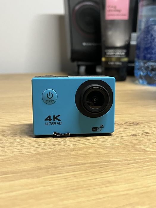 Camera actiune noua
