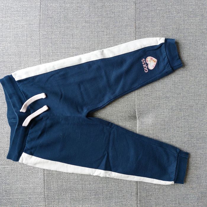 Анцуг GUESS 24 M