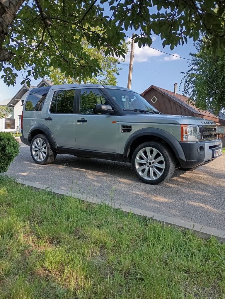 Discovery3 TDV6 HSE 186000km reali