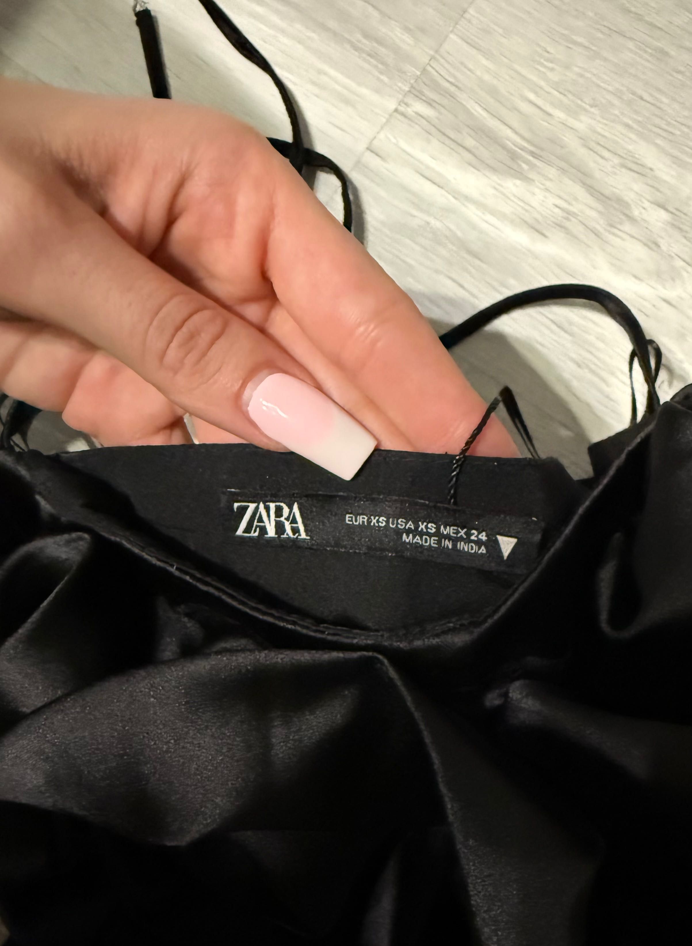 Дамско бюстие Zara