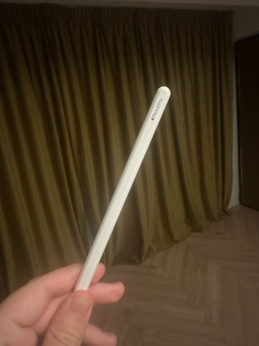 Apple Pencil Pro+ cadou (compatibil cu 2024 gen Ipad Pro si Ipad Air)