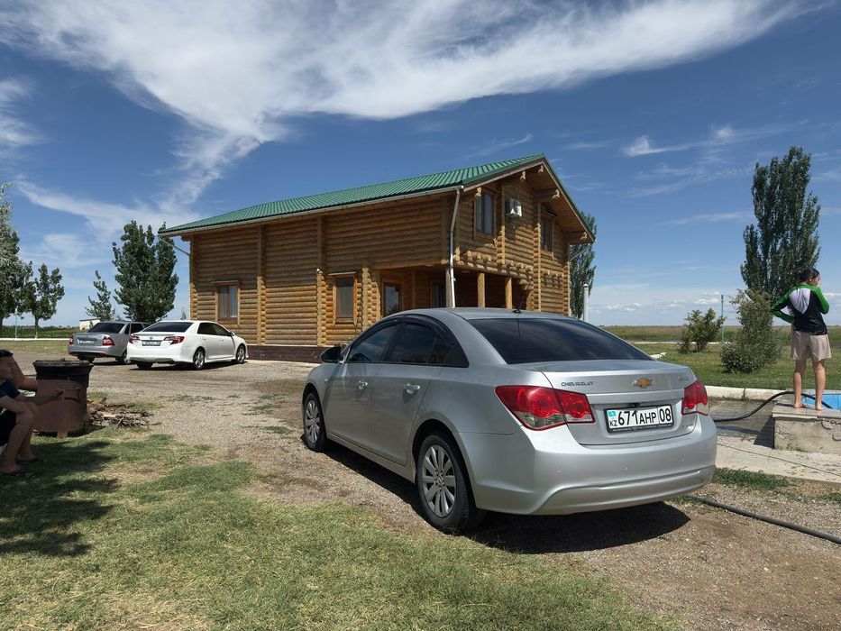 Продам машину Chevrolet cruze