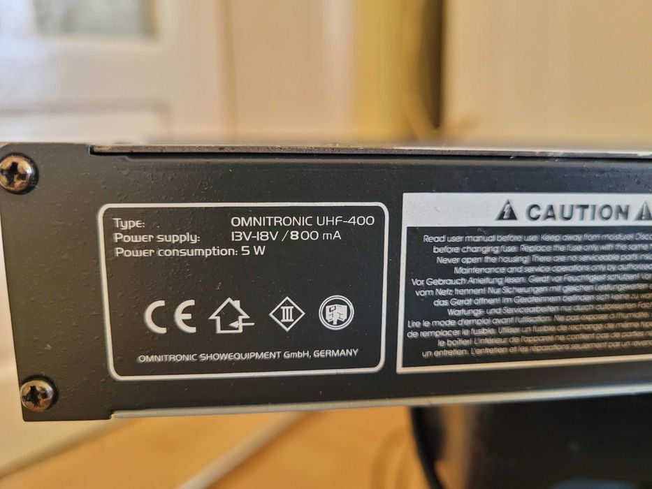 Sistem wireless de microfon Omnitronic UHF-400