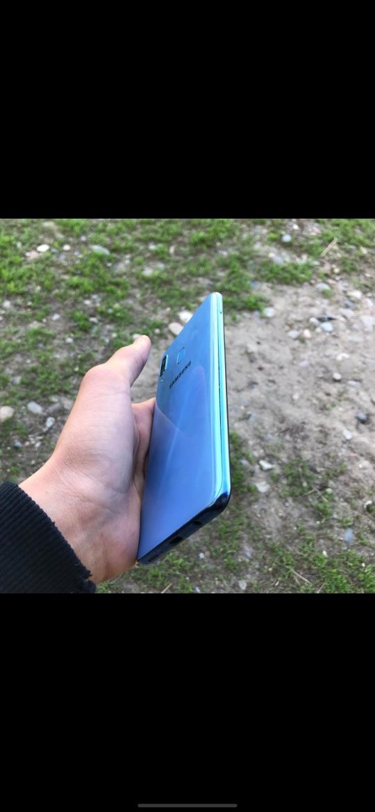 Samsung Galaxy A30