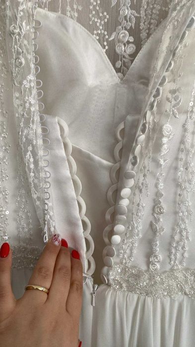Vand Rochie de mireasa impreuna cu voal
