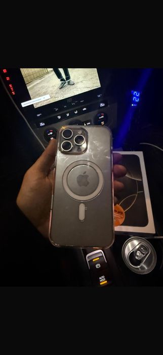 Vând iPhone 16 promax