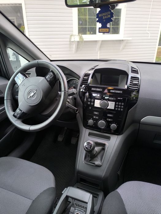 Opel Zafira B 7 locuri