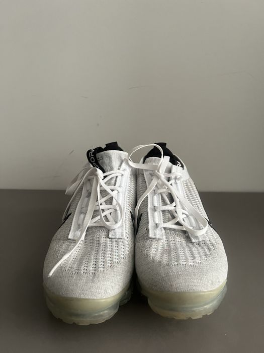 Дамски оригинални маратонки Nike Vapormax