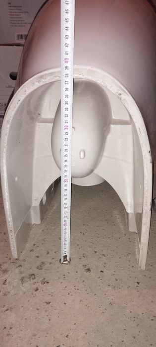 Продавам  нови тоалетни чинии за вграждане