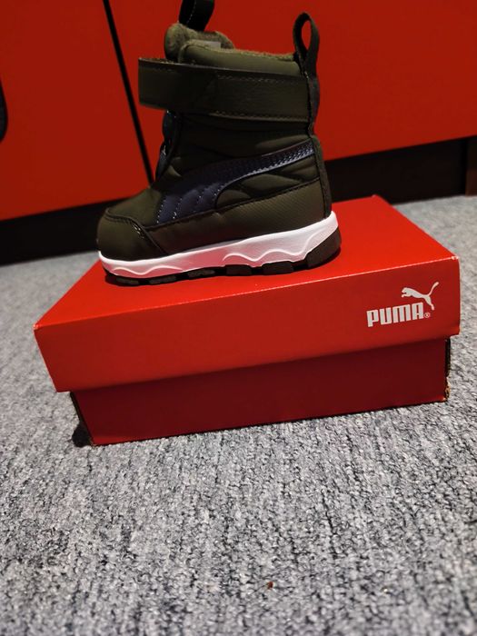 ghetuțe puma numărul 19