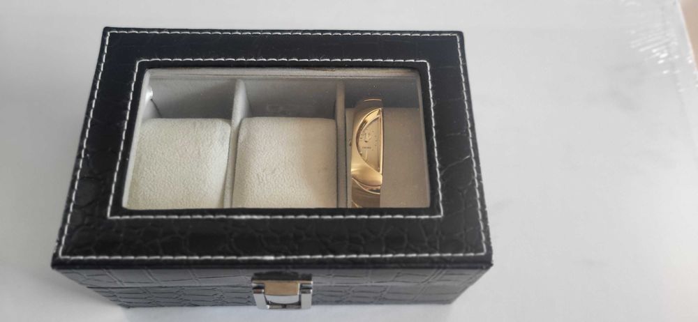 Cutie depozitare ceasuri, neagra, absolut noua.