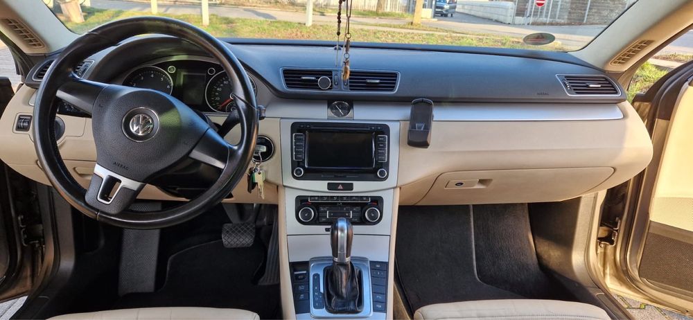 Vând Volkswagen Passat CC-2011 - 2.0 TSI