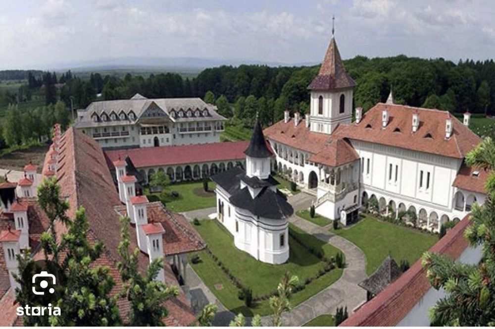 Teren cu energie speciala/Manastirea Sambata de Sus/intravilan 1000mp