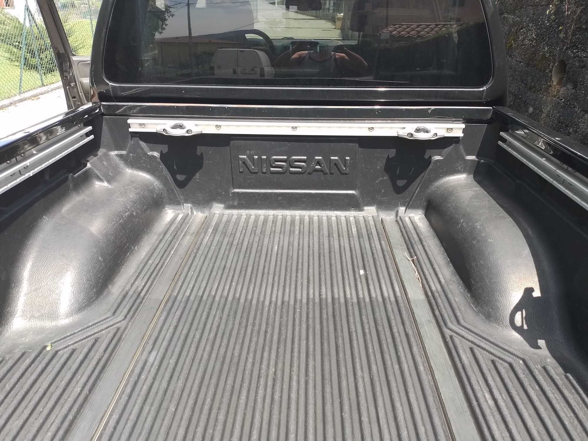 nissan navara 2.5 TDI variante