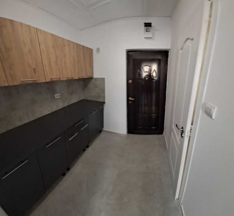 Garsoniera etaj 2  renovata 2025