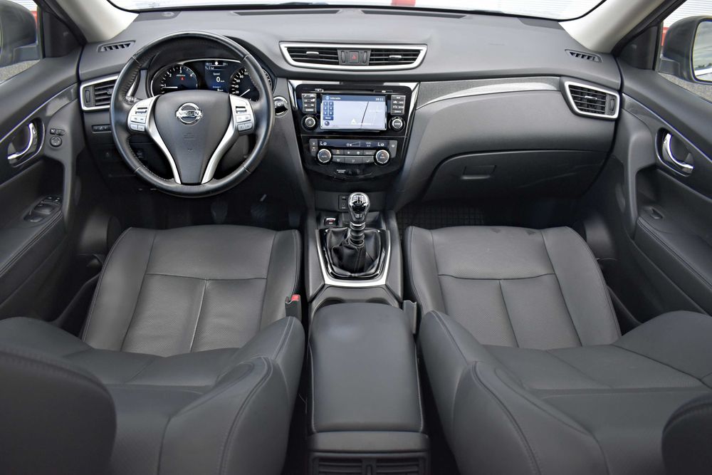 Nissan X Trail-2014-Trapa-4x4-Navigatie-7 LOCURI-1.6 Diesel-131cp