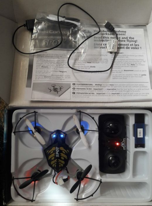 Drona cu camera fimat