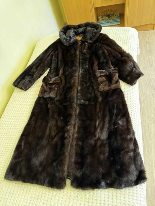 Шуба норковая женская