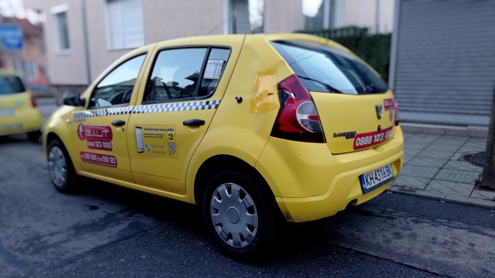 Дачия Сандеро 2010