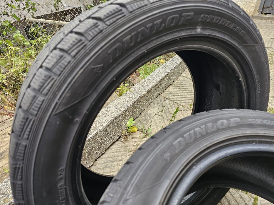 Зимни гуми Dunlop 235/50/18
