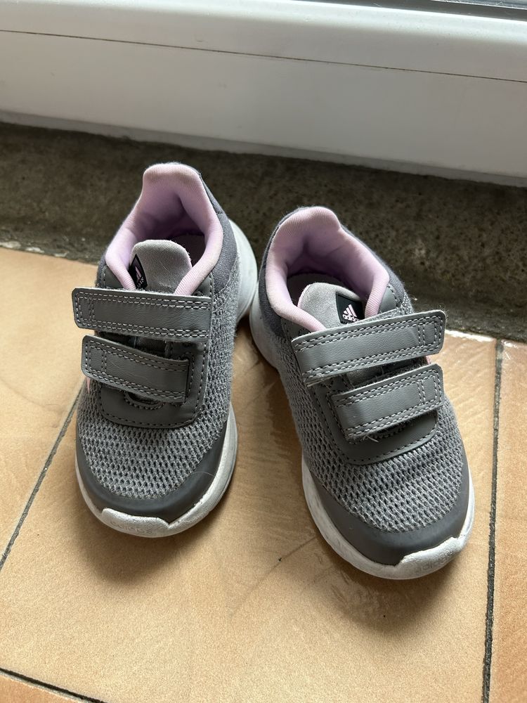 Детски маратонки Adidas/ 22 номер