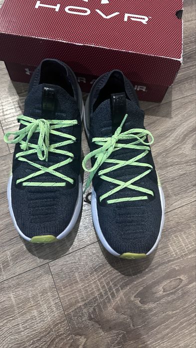 Маратонки Under Armour HOVR Phanthom3