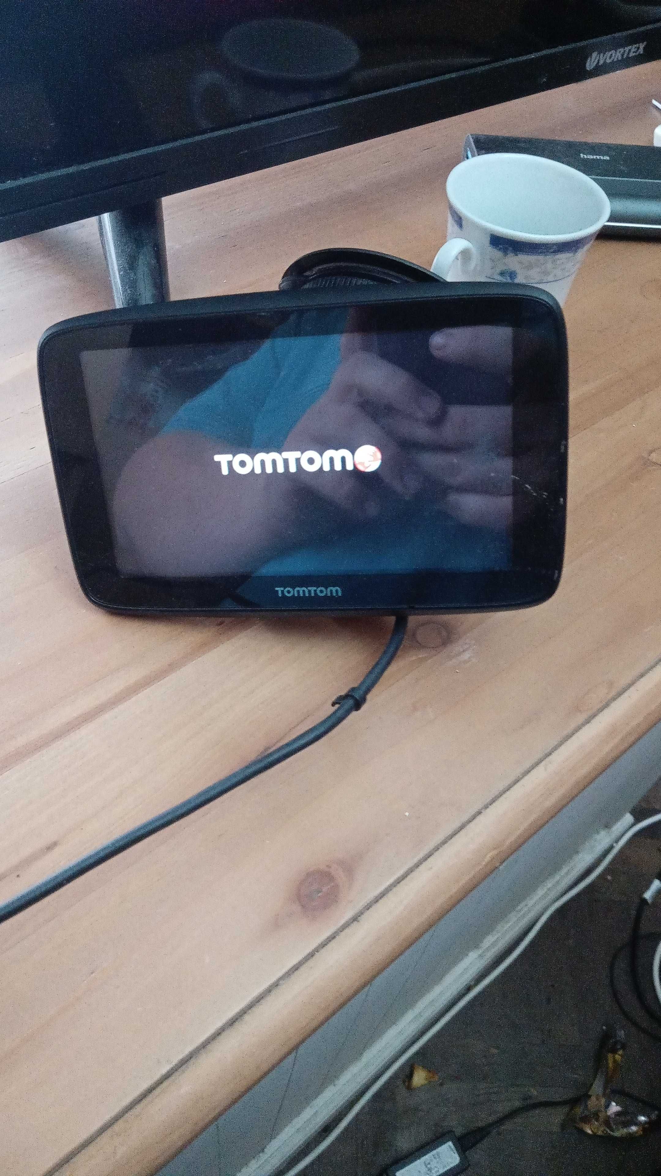 Vand gps profesional pentru tir-uri marca tom tom