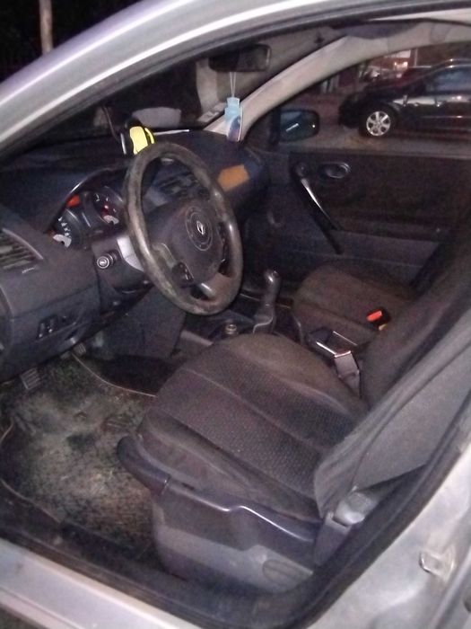 Vând urgent Renault Megane II diesel 2005