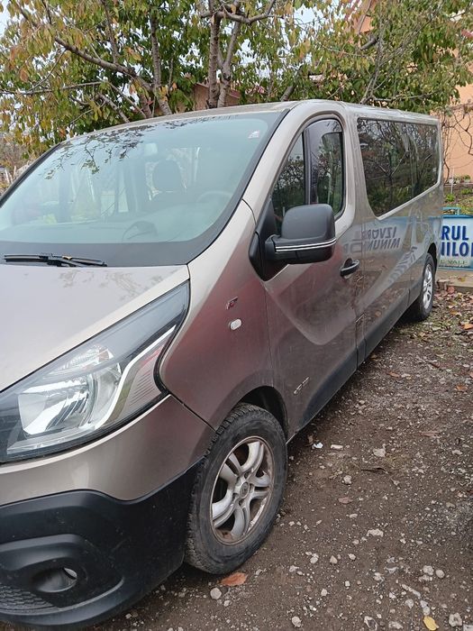 Renault Trafic 1.6dci, 8+1 locuri 2015