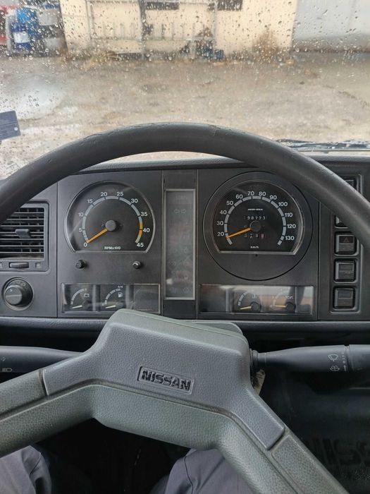 Продавам NISSAN L35.085