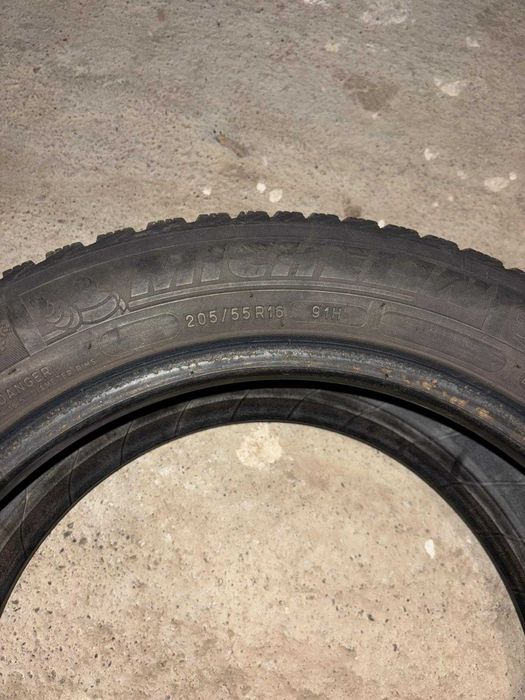 Anvelopă de iarnă Michelin Alpin 205/55 R16 91H – stare excelentă