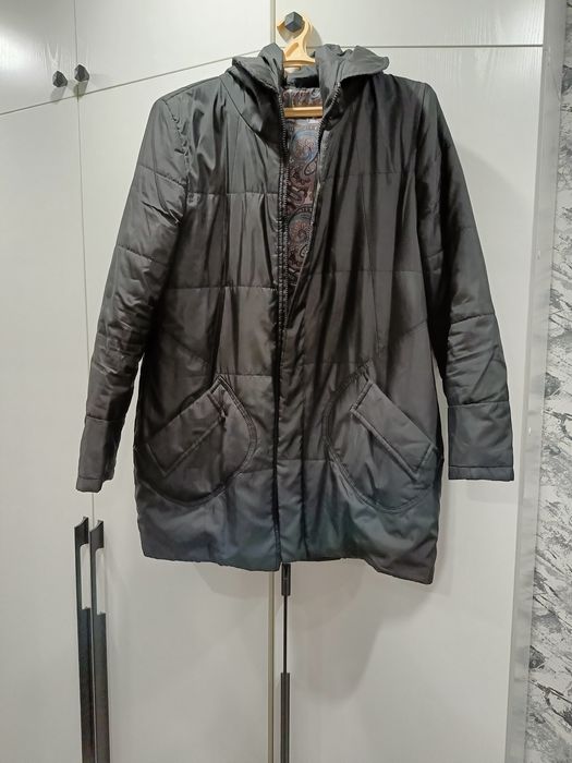 Продам женские куртки