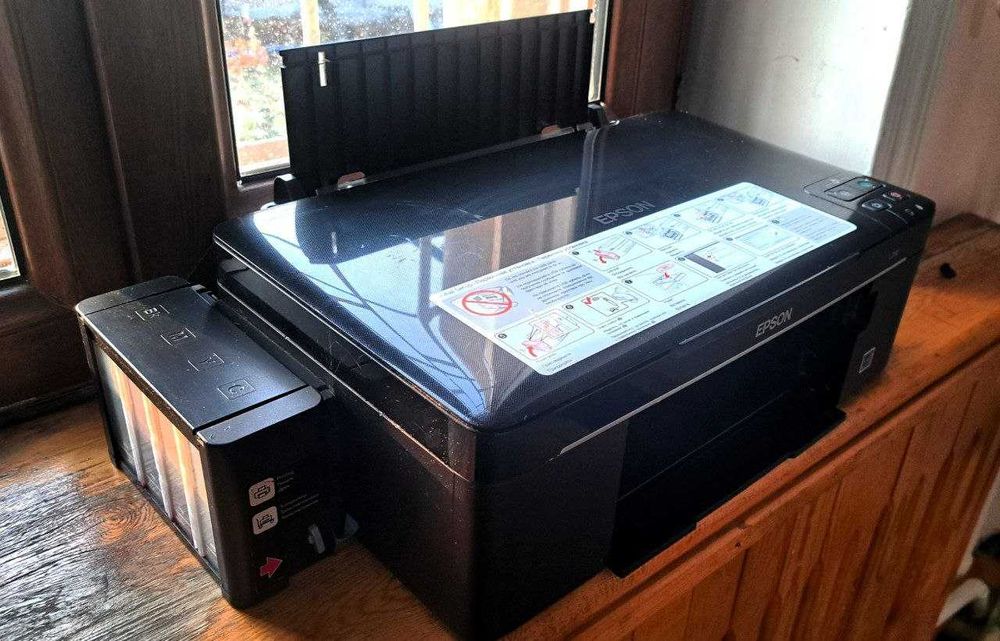 Цветной принтер Epson L200 б/у