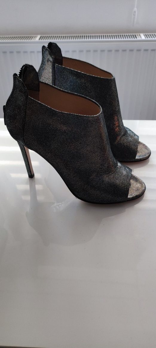 Botine Sandale Musette
