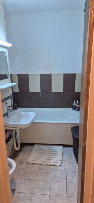 Garsoniera de inchiriat cf. 1