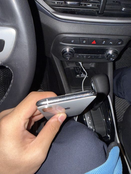 Iphone XS с гаранитией