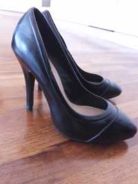 Обувки ZARA - черни